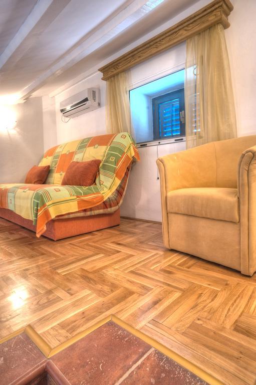 Holiday Home Neda Sveti Stefan Rom bilde